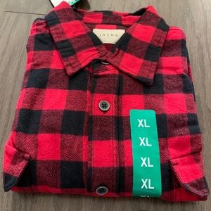 NWT Men’s plaid flannel shirt